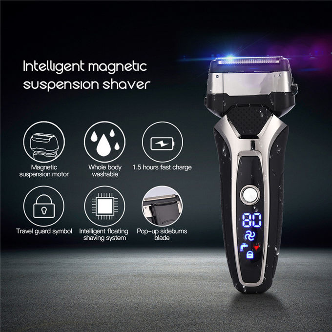 Black Rechargeable Electric Shaver Size 15.8 * 5 * 3.7cm Dry / Wet Dual Use For Travel